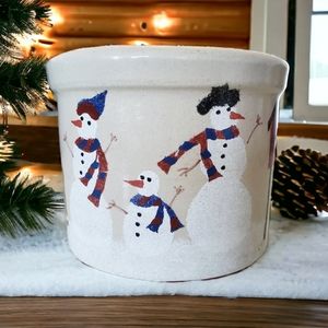 Roseville Robinson Ransbottom Low One Pint Crock with Painted Snowmen, Christmas